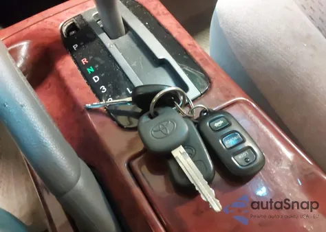 2003 Toyota Camry Le V6 from USA, damaged, VIN 4T1BF32K23U045375